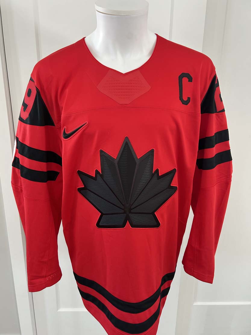 Marie-Philip Poulin Team Canada Red NIKE Autographed Jersey