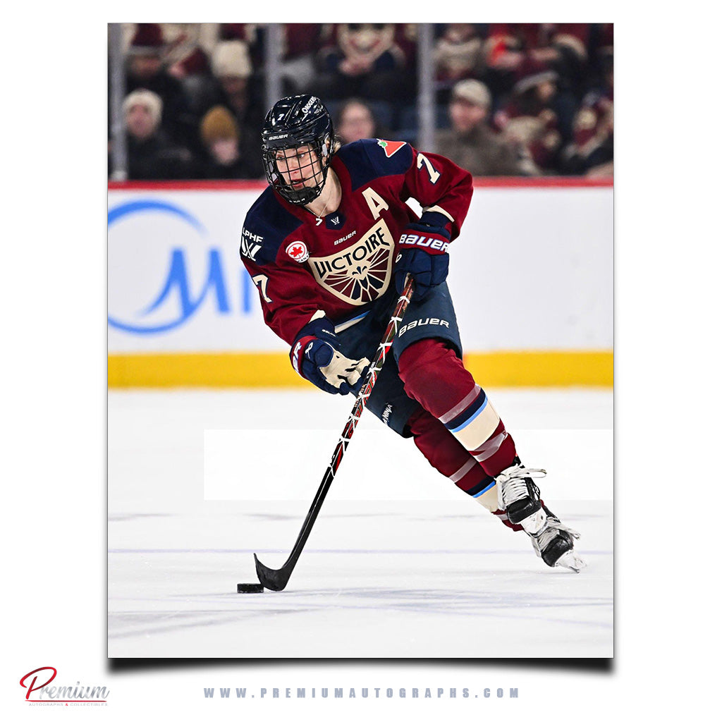Laura Stacey Montreal Victoire Autographed 8x10 Photograph (PreOrder 01)