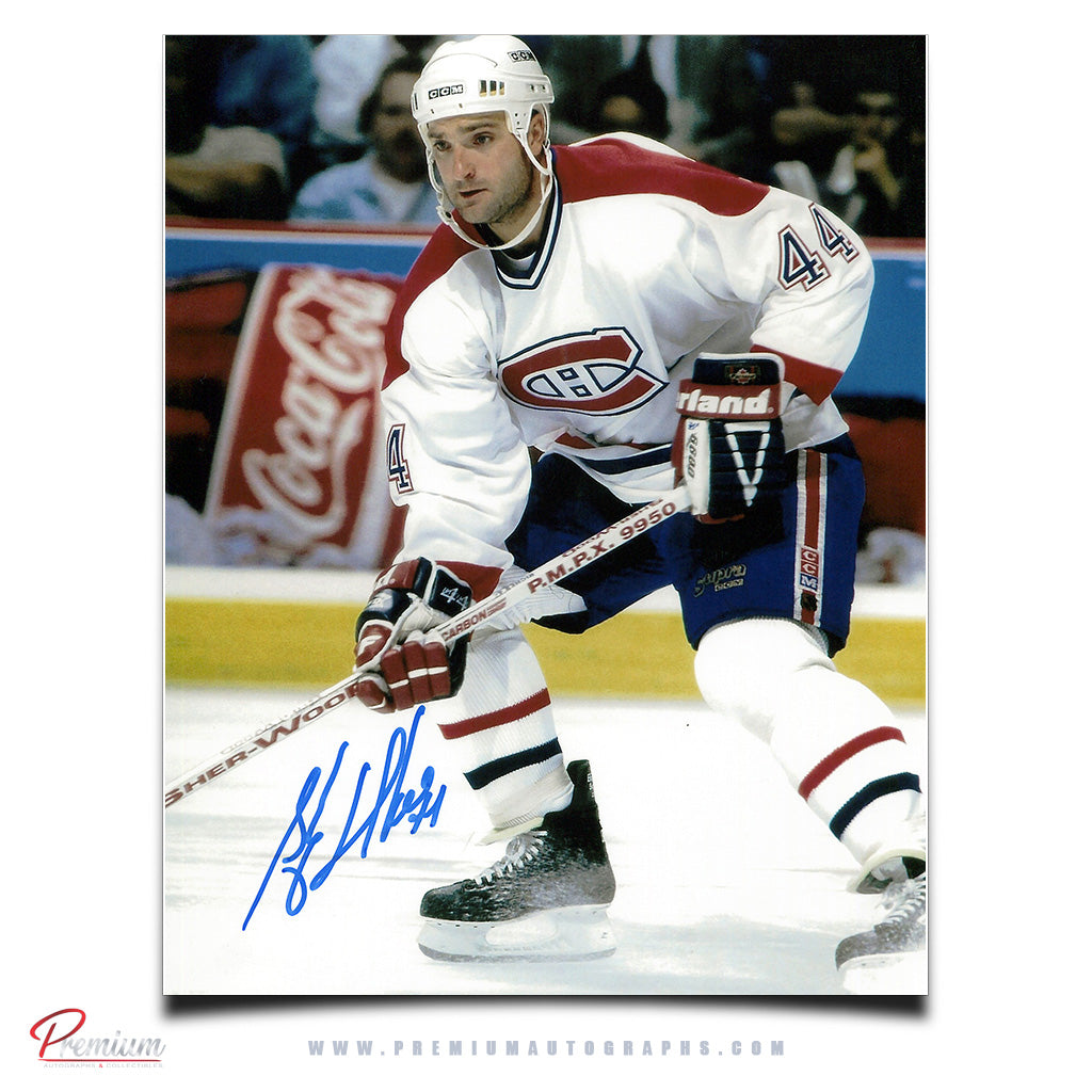 Stephane Richer New Jersey Devils Signed 8x10 Photograph With the Puck