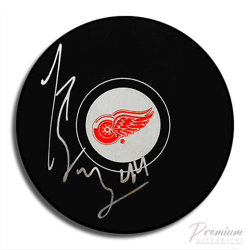 Todd Bertuzzi Detroit Red Wings Signed Puck