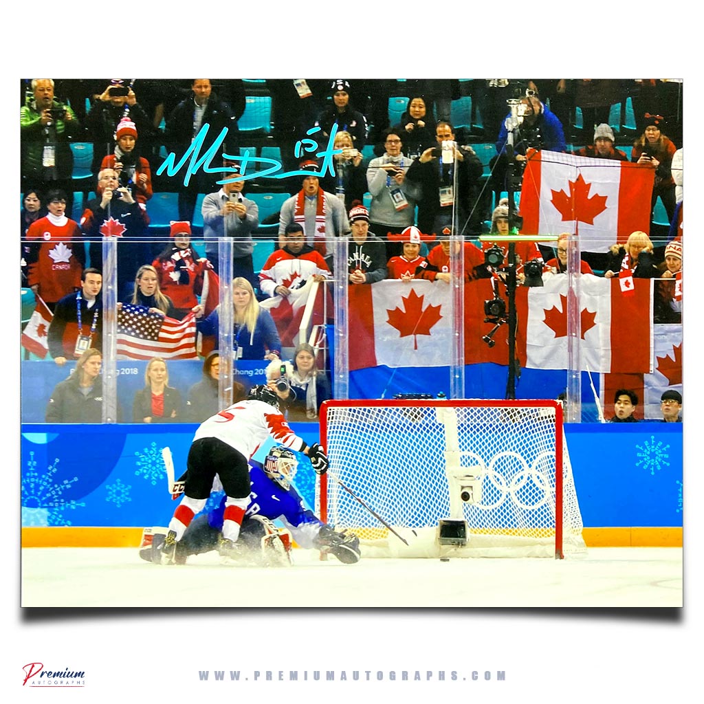 Melodie Daoust Team Canada Signed 8x10 Photograph Goal