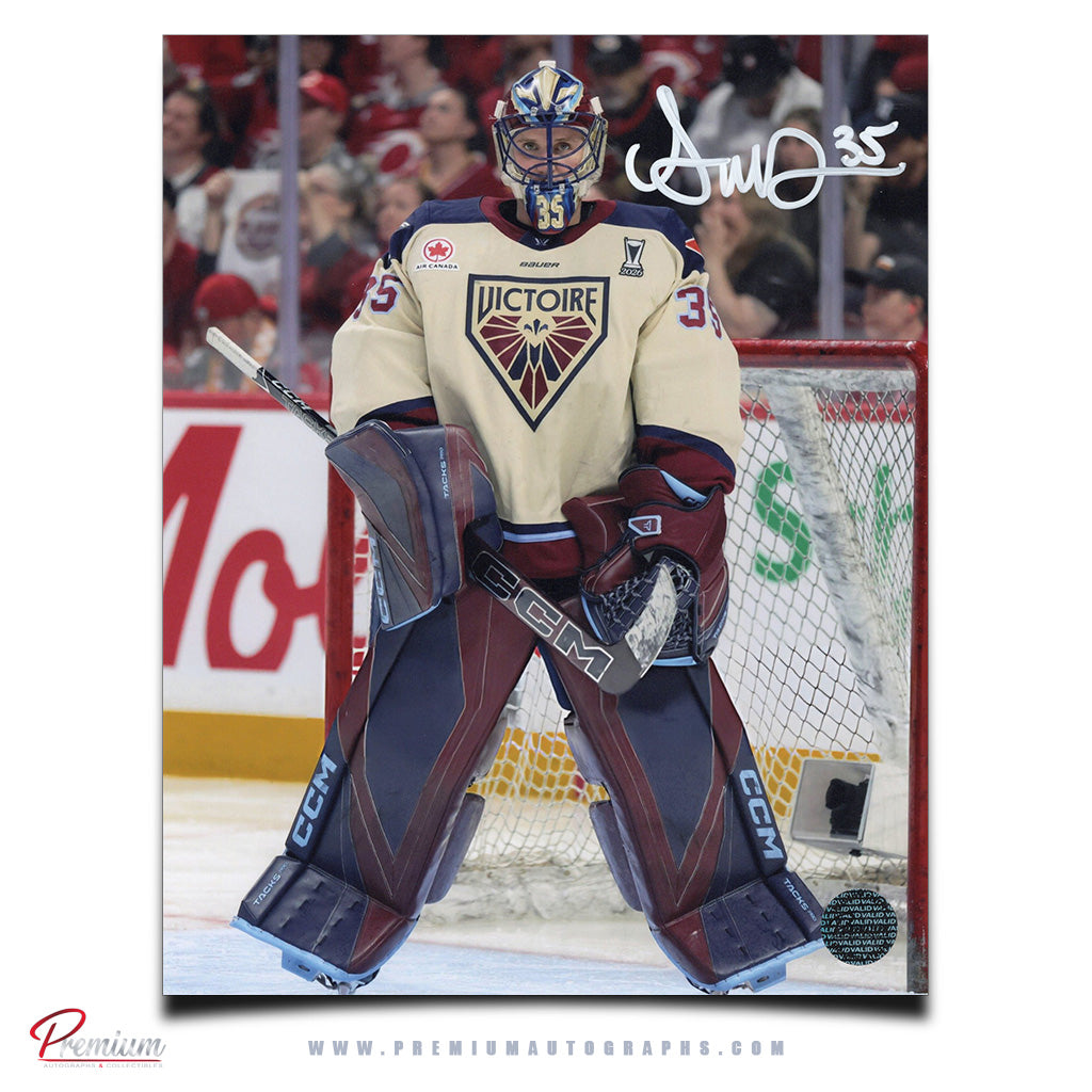 Ann-Renee Desbiens Montreal Victoire Autographed 8x10 Photograph Focused