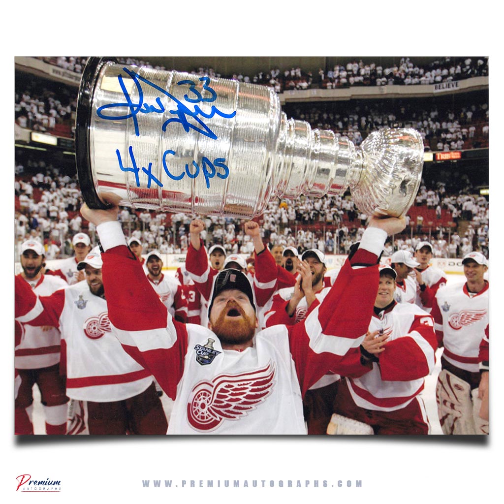 Kris Draper Detroit Red Wings Signed 8x10 Photograph Stanley Cup Celebration w/ 4x Cups Inscription