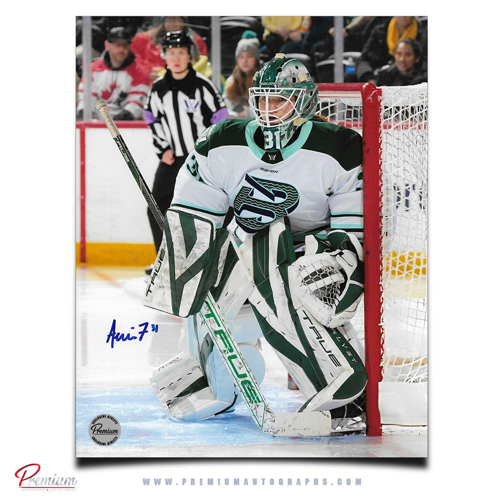 Aerin Frankel Boston Fleet PWHL Autographed 8x10 Photograph Focused