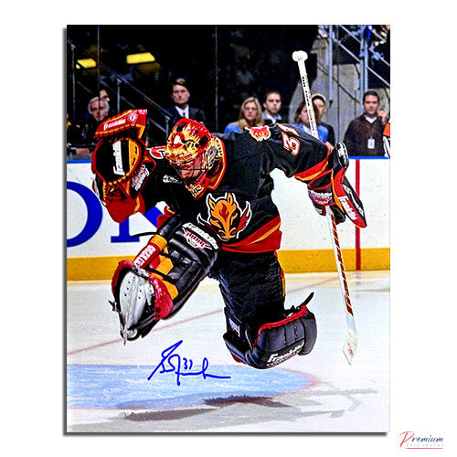 Grant Fuhr Calgary Flames Signed 8x10 Photograph Great Save!