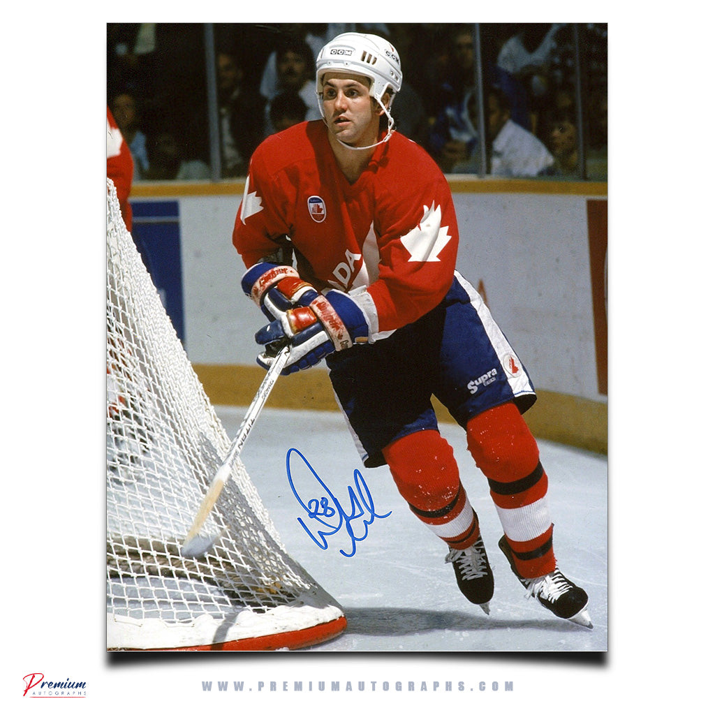 Doug Gilmour Team Canada 8x10 Photograph Around the Net