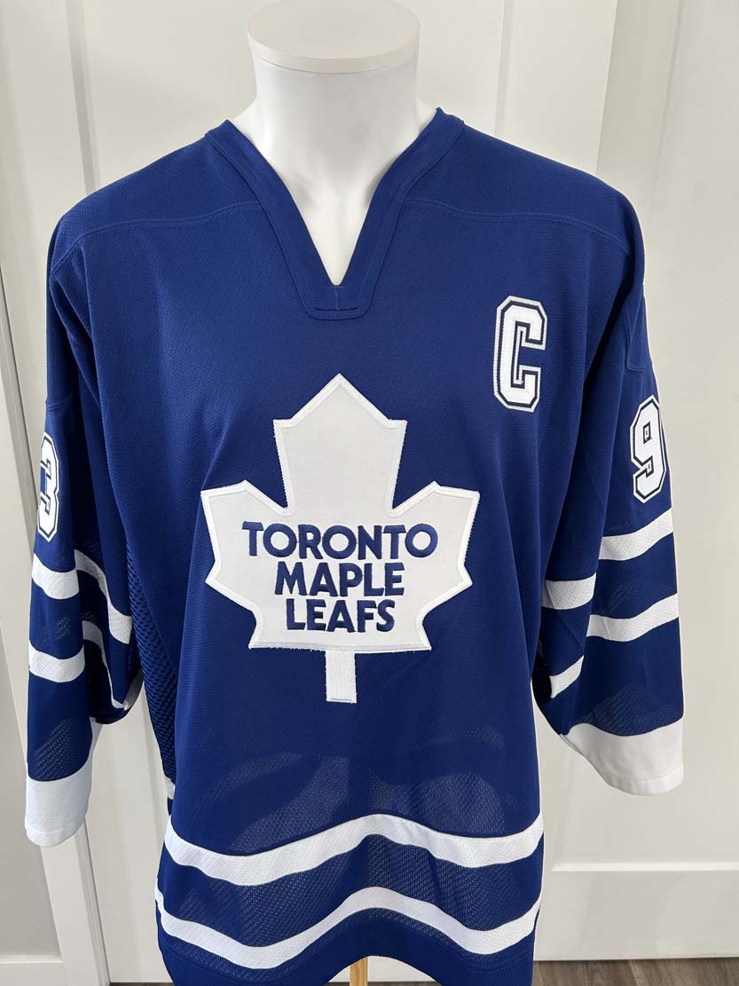 Doug Gilmour Toronto Maple Leafs ADIDAS Autographed Jersey w/ Killer & HOF 2011