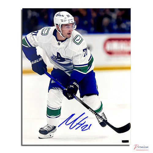 Nils Hoglander Vancouver Cancuks Signed 8x10 Photograph with Puck