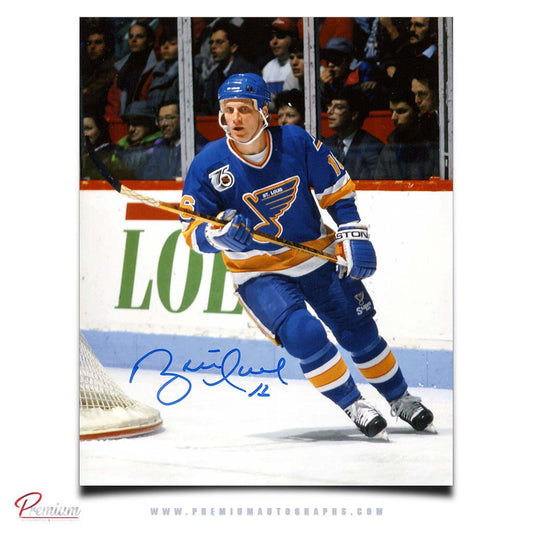 Brett Hull St. Louis Blues Autographed 8x10 Around the Net