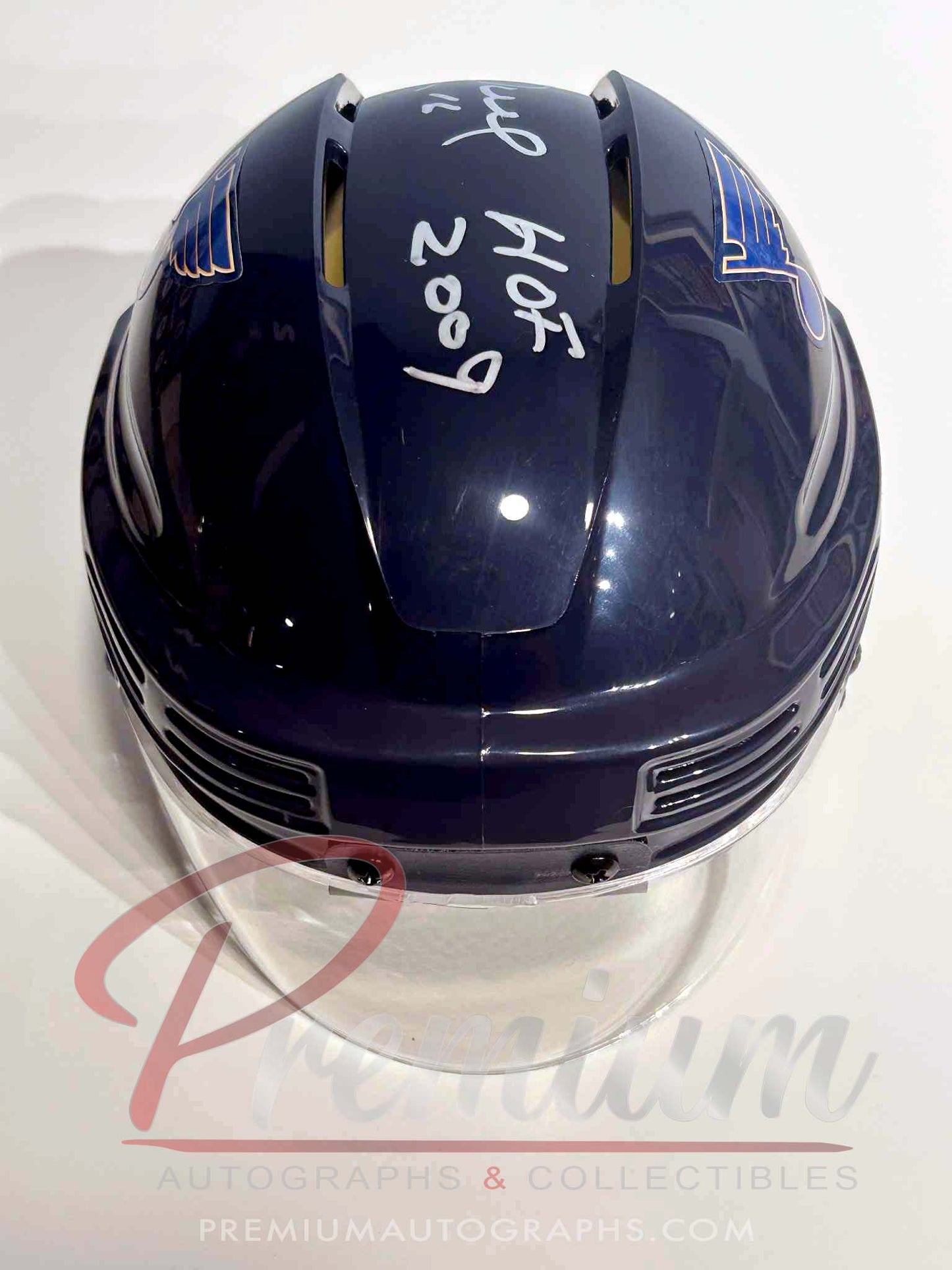 Brett Hull St. Louis Blues Autographed Mini Helmet w/ HOF 2009 Inscription