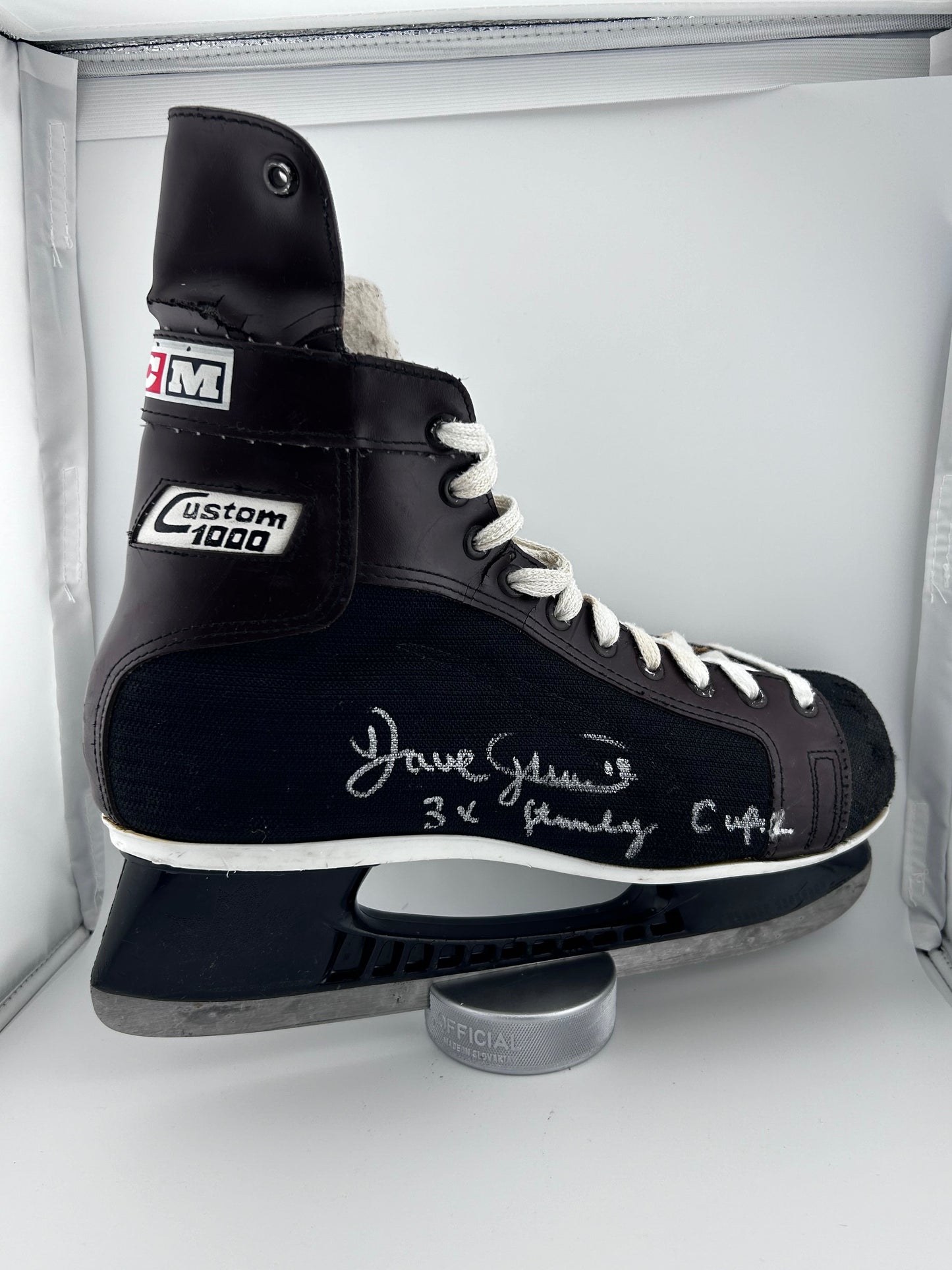 Dave Hunter Autographed CCM Custom 1000 Skate w/ 3x Stanley Cups Inscription