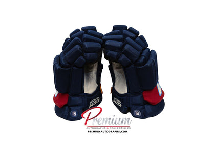 Haley Scamurra Montreal Victoire Game Used Gloves 2025 Game Used Inscription