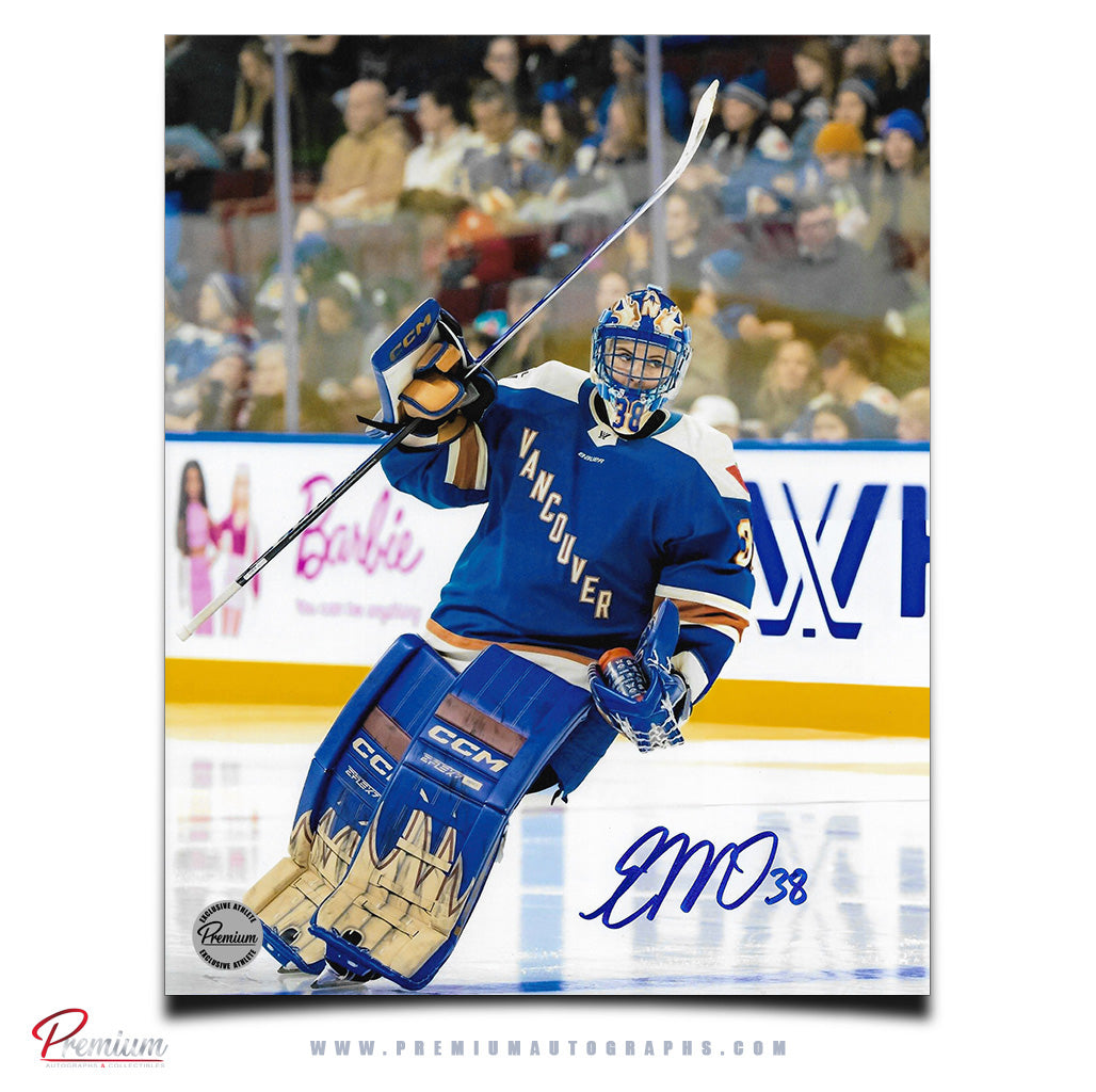 Emerance Maschmeyer Vancouver Goldeneyes PWHL Autographed 8x10 Photograph Crowd Salute