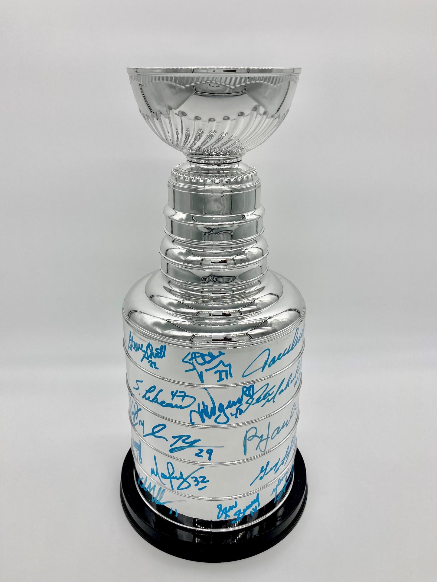 Montreal Canadiens Mini Stanley Cup w/ 33 Canadiens Alumni