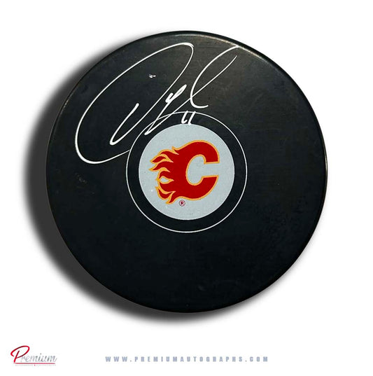 Owen Nolan Calgary Flames Autographed Puck