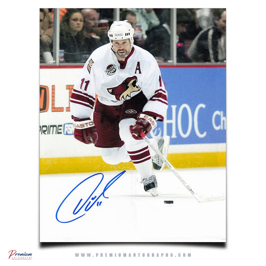 Owen Nolan Phoenix Coyotes Signed 8x10 Photograph w/ the Puck