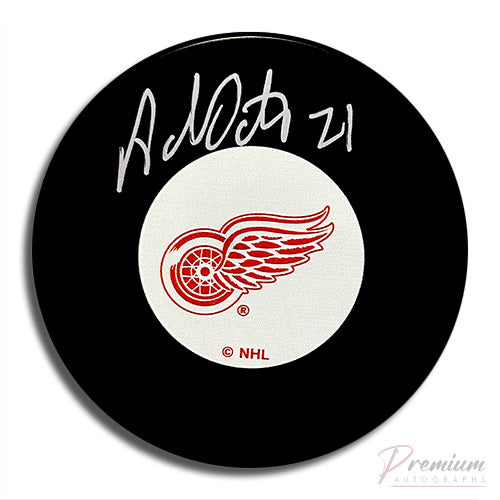 Adam Oates Detroit Red Wings Signed Puck