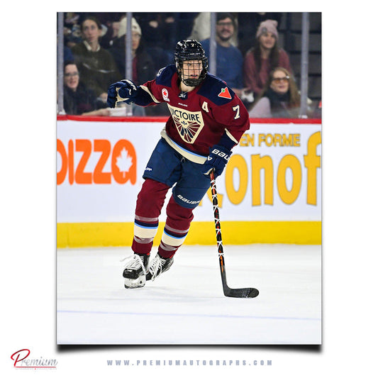 Laura Stacey Montreal Victoire Autographed 8x10 Photograph (Pre-Order 02)