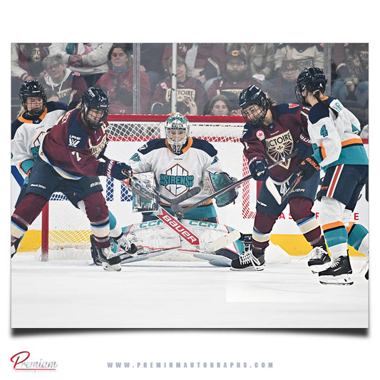 Laura Stacey Montreal Victoire Autographed 8x10 Photograph (Pre-Order 03)