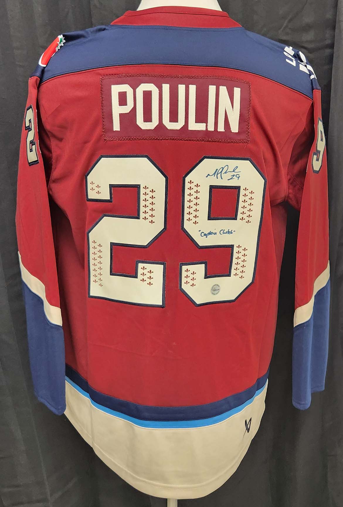 Marie-Philip Poulin Montreal Victoire PWHL Autographed Bauer Jersey Captain Clutch Inscription.