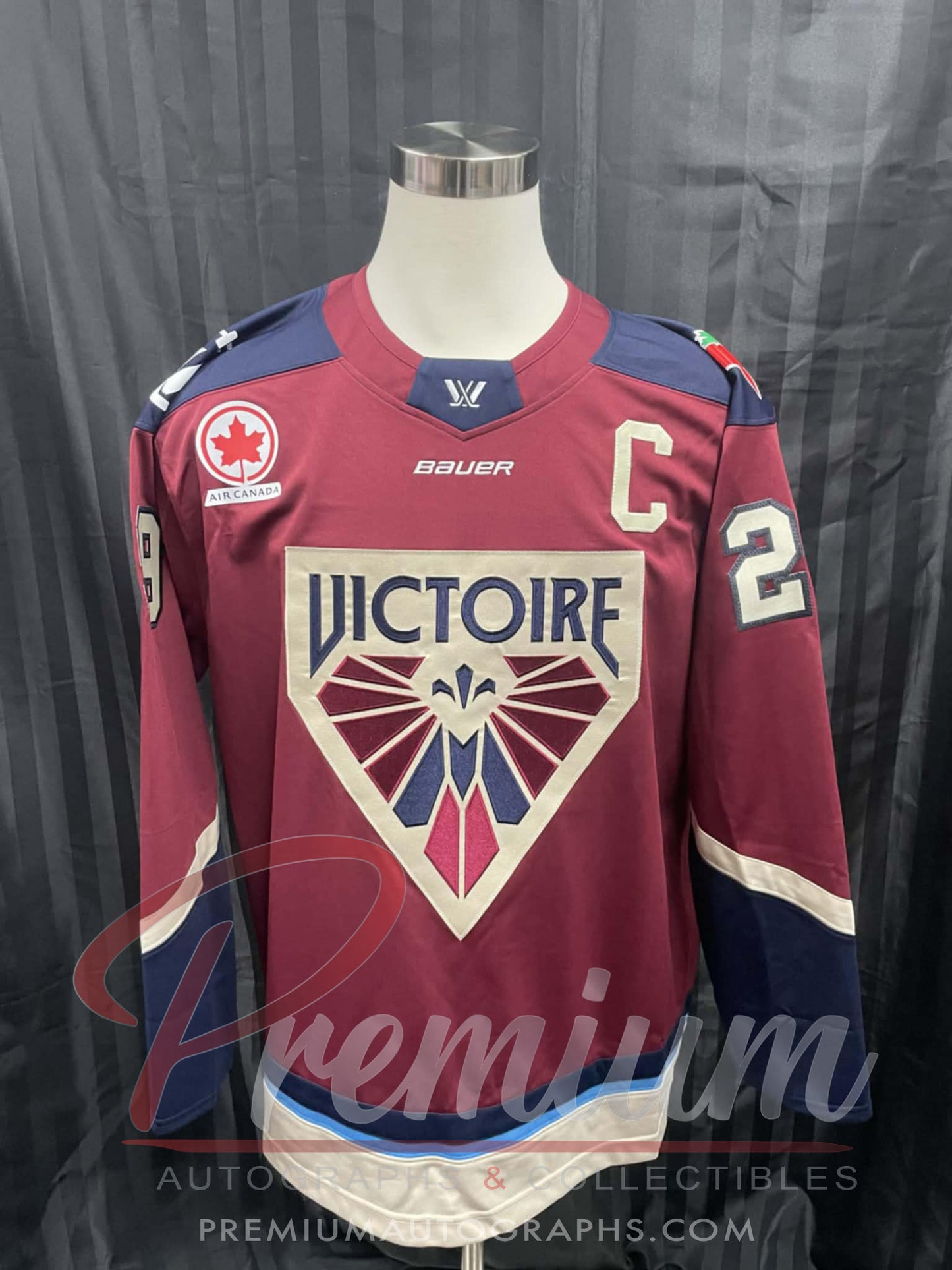 Marie-Philip Poulin Montreal Victoire PWHL Autographed Bauer jersey