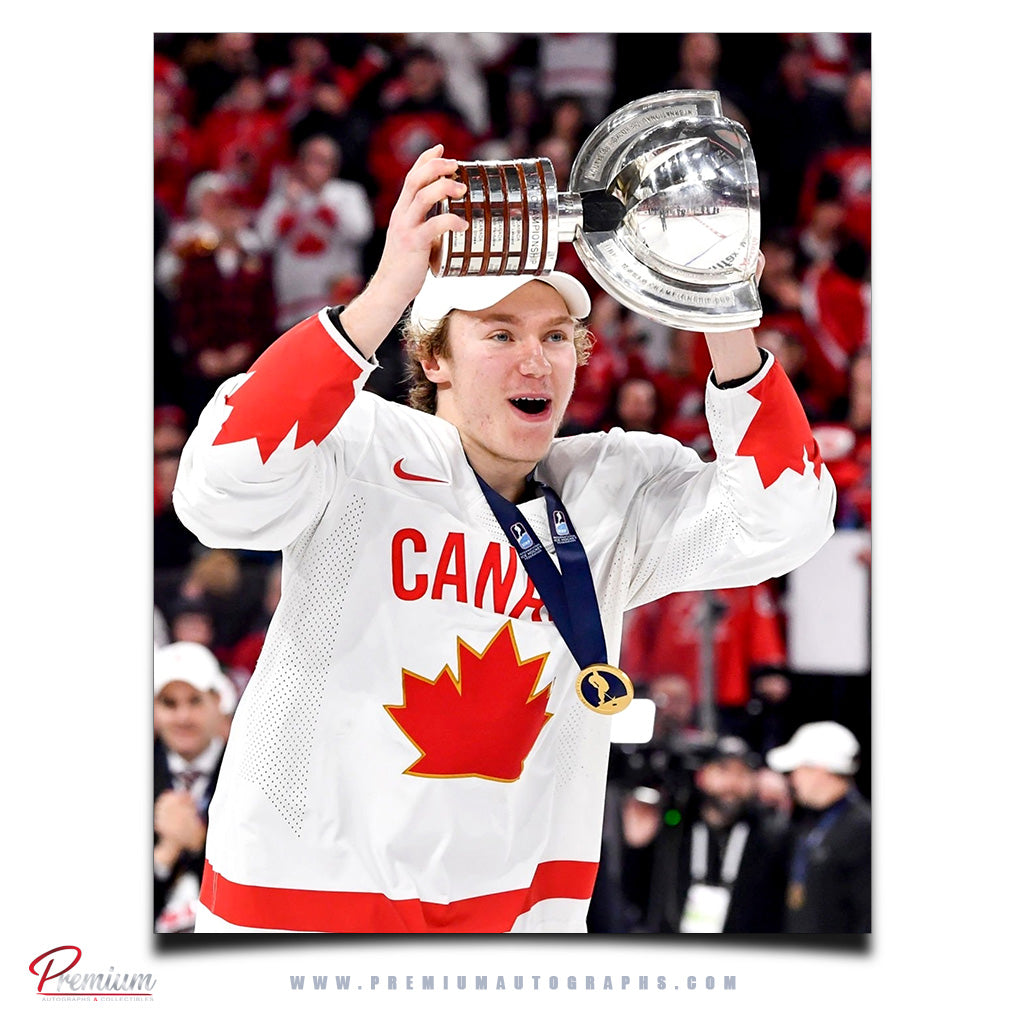 Owen Beck Team Canada World Juniors Autographed 8x10 Photograph (Pre-Order 01)