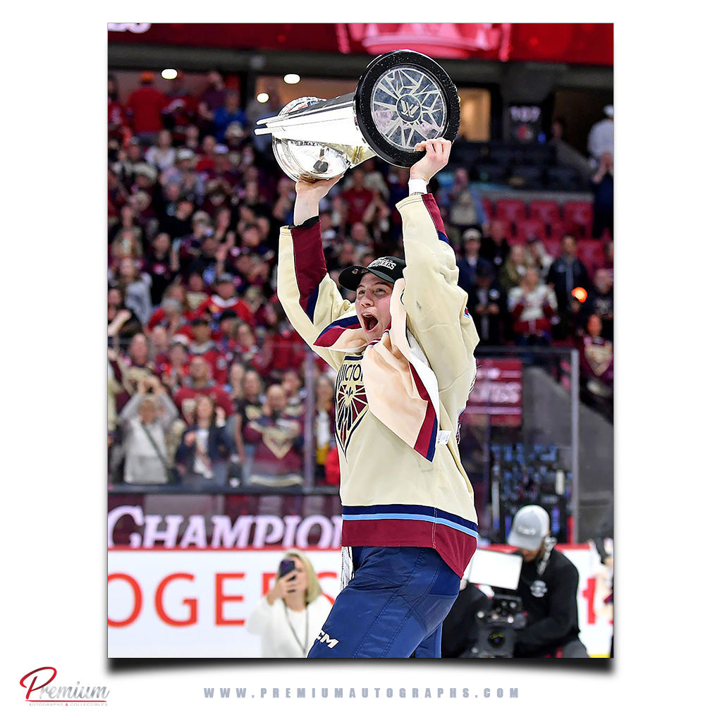 Maggie Flaherty Montreal Victoire Autographed 8x10 Photograph (PreOrder 07)
