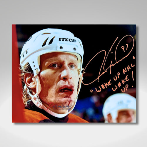 Jeremy Roenick Philadelphia Flyers Signed 8x10 Photograph Bloody Close Up w/ Wake up NHL, Wake up! Inscription