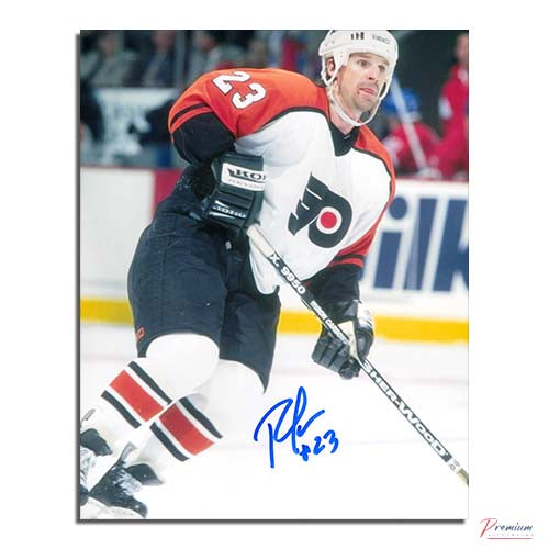 Petr Svoboda Philadelphia Flyers Signed 8x10 Action