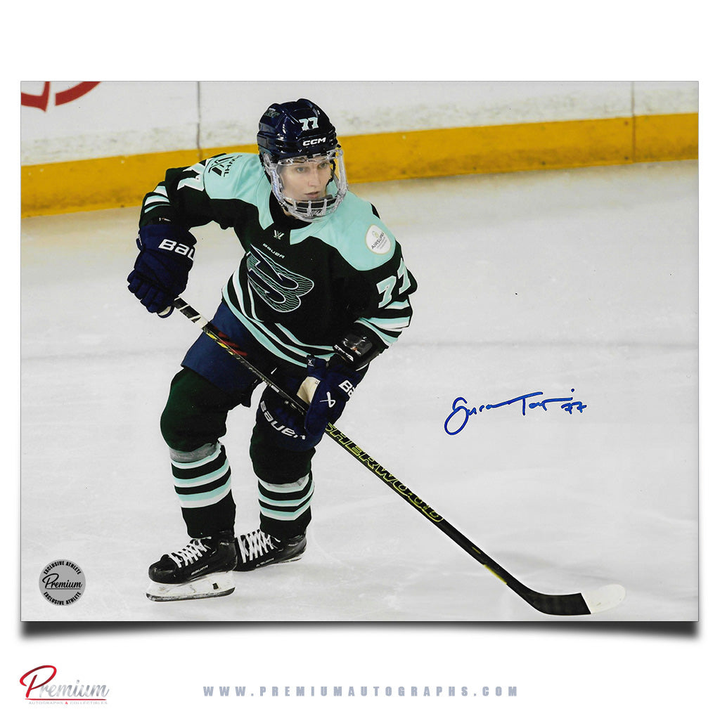 Susanna Tapani Boston Fleet PWHL Autographed 8x10 Photograph Looking for Pass